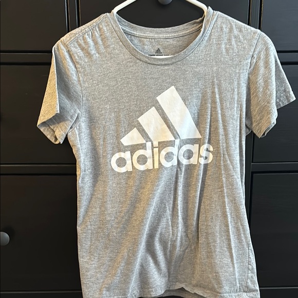 Adidas Gray T-Shirt - Picture 1 of 1